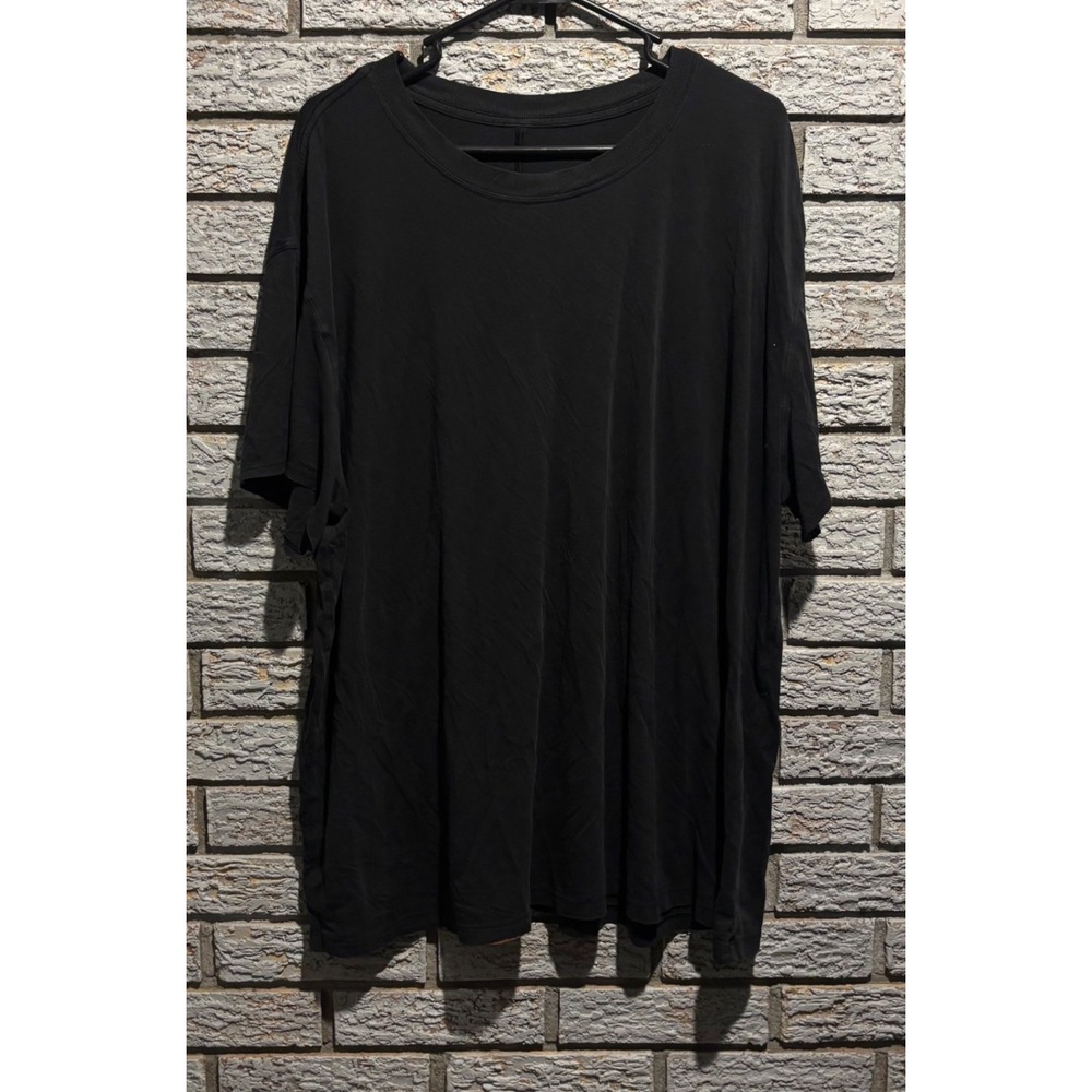 Lululemon Back Seam Short Sleeve T-Shirt Black Crew Neck Relaxed Fit Top